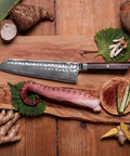 kotai bunka damascus koksmes kiritsuke 21 cm ebbenhout op snijplank